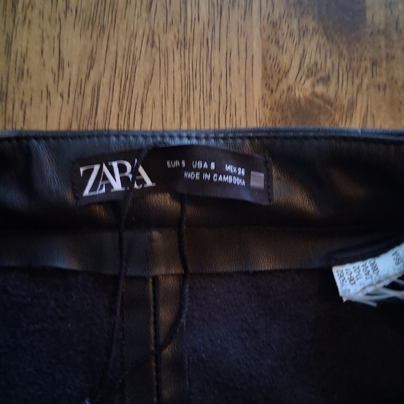Zara Womens Black Side Zip Faux Leather Pants Ankle Zipper Size S - Picture 5 of 6